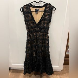 Max Edition women’s lace dress size L